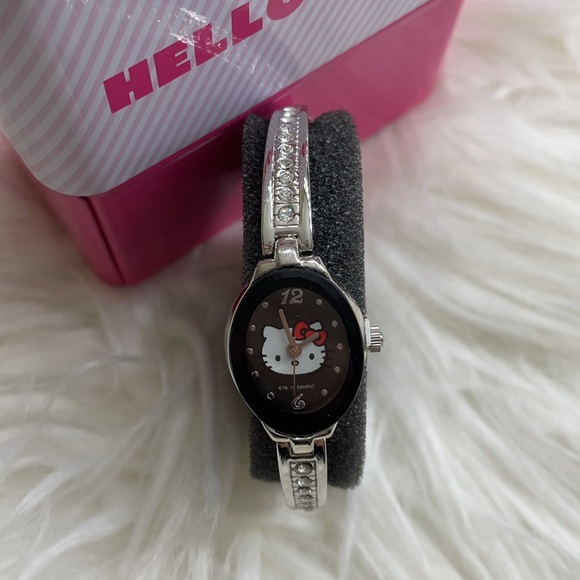 Authentic Hello Kitty Diamond Rhinestone Watch - Picture 2 of 10